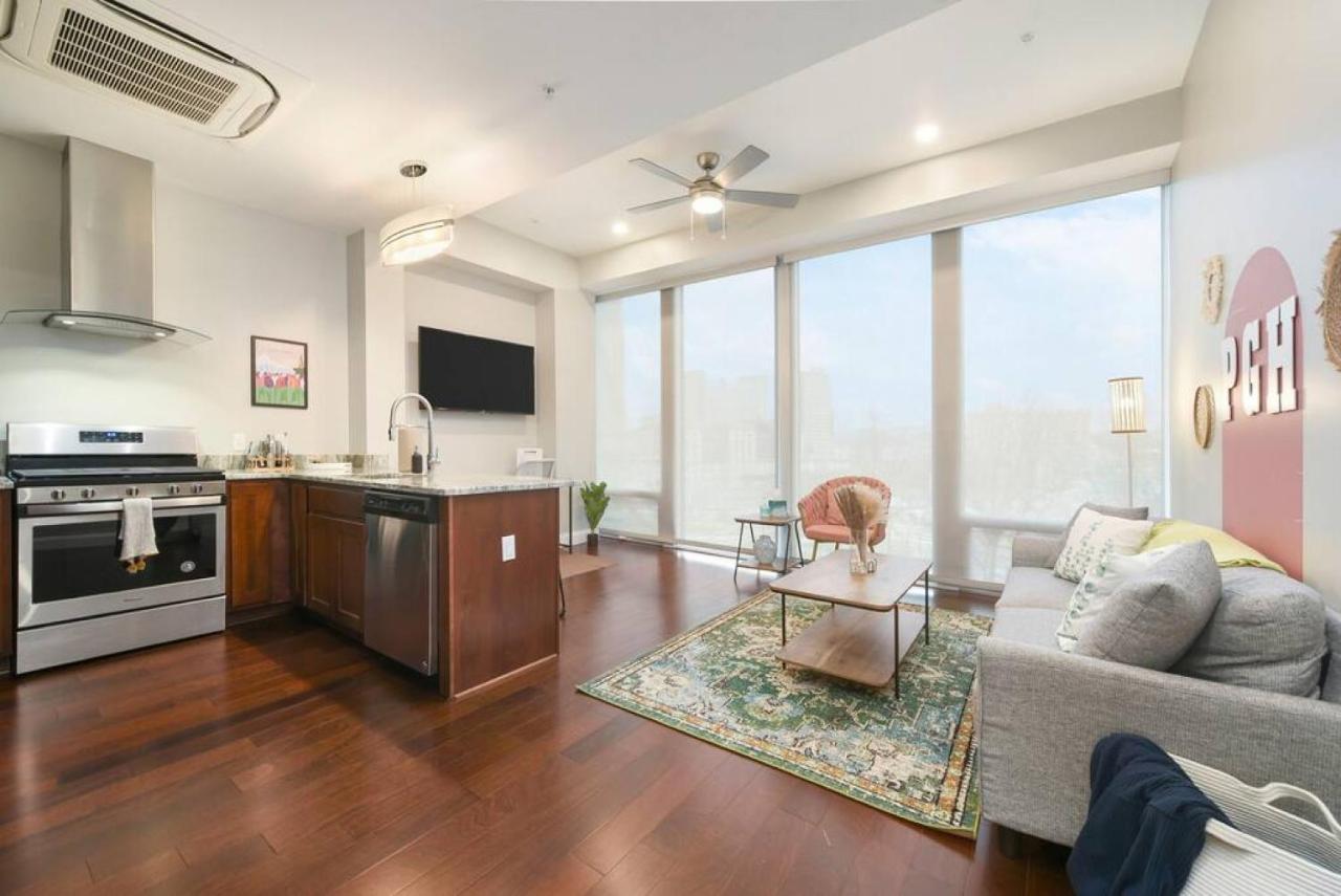 Hostwise Stays - The Washington At Chatham - Free Parking, Private Gym, Skyline Views! Pittsburgh Exterior foto
